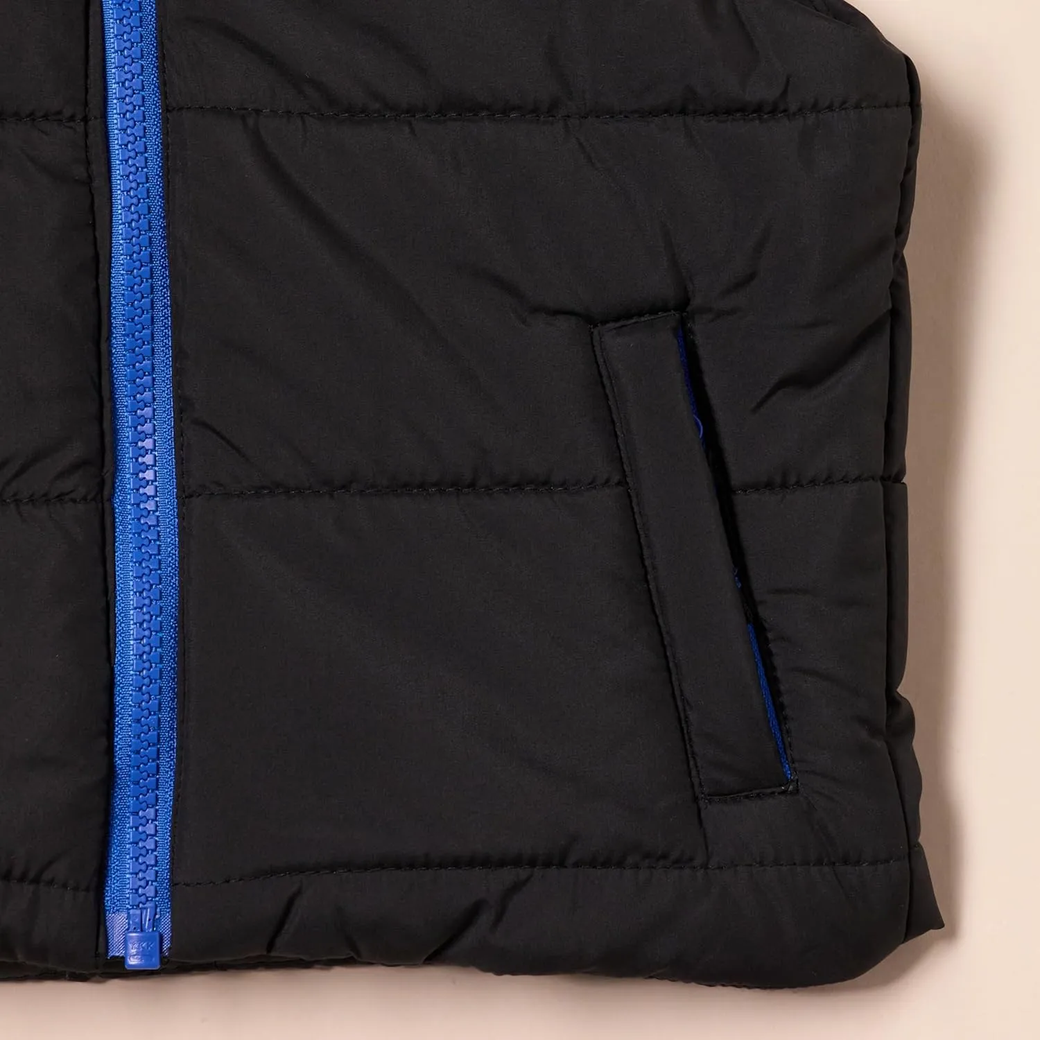 Amazon Essentials Boys and Toddlers' Heavyweight Puffer Vest