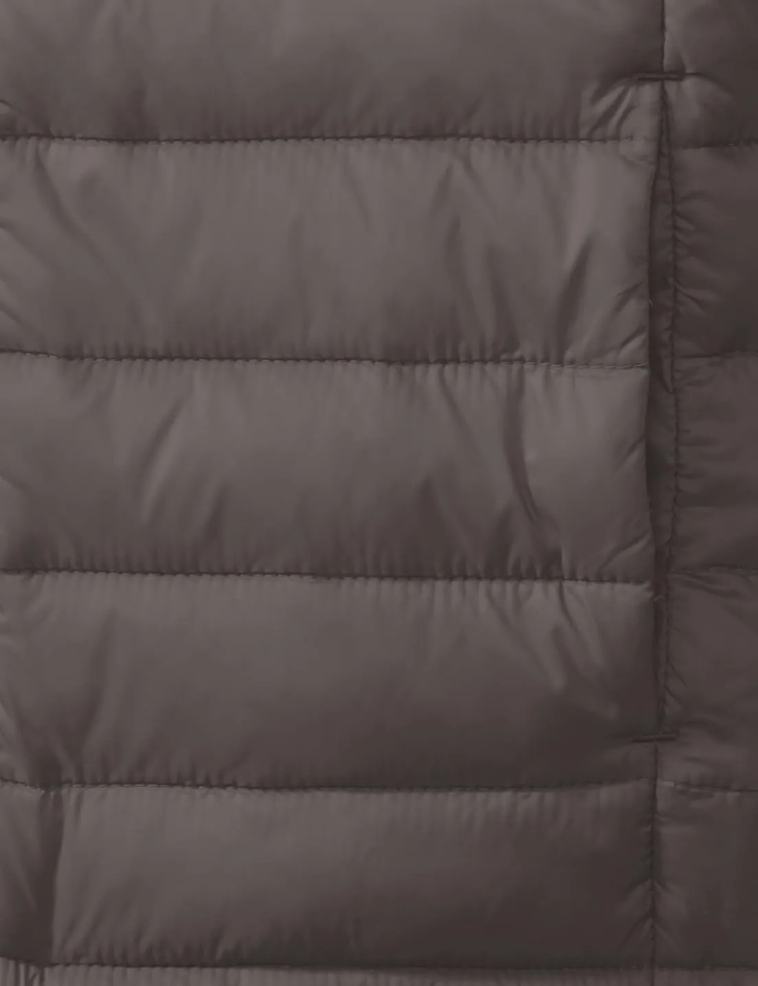Amazon Essentials Boys and Toddlers' Lightweight Water-Resistant Packable Hooded Puffer Jacket