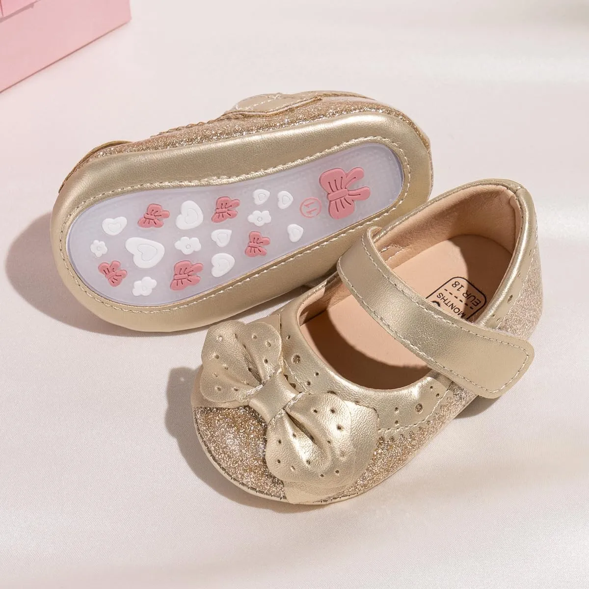 Sawimlgy Baby Girls Mary Jane Sequins Crown Flats PU Leather Wedding Party Princess Ballet Shoe Infant Rubber Sole Prewalker Toddler First Crib Shoes